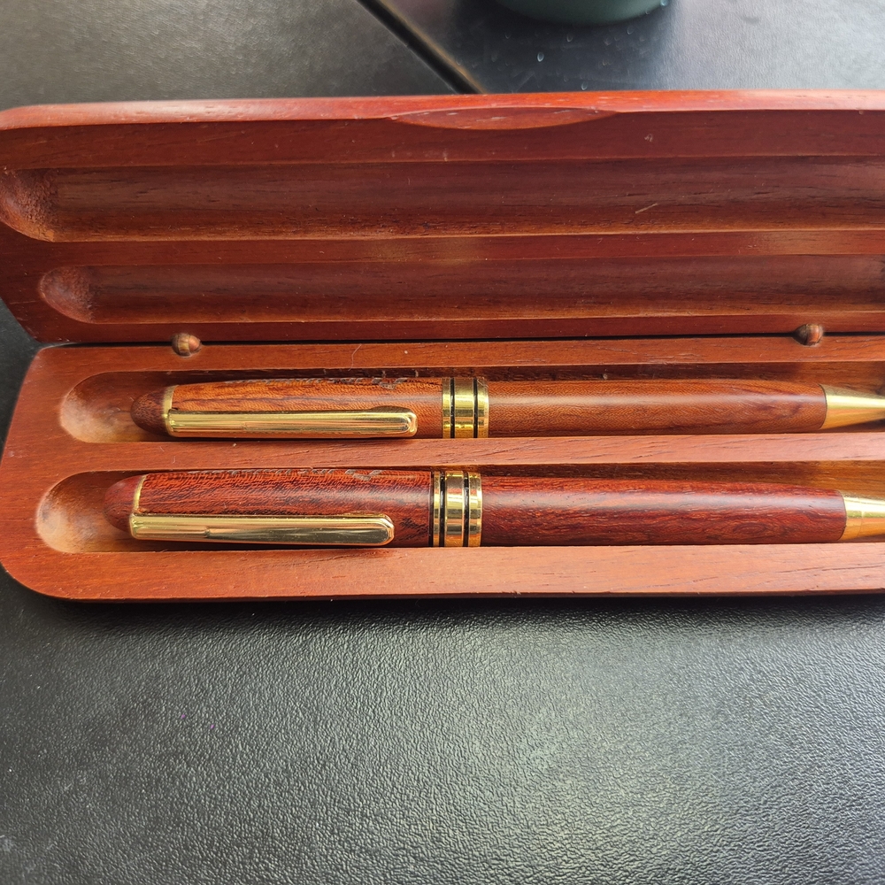 Elegant Wooden Pen Set with Gold Accents